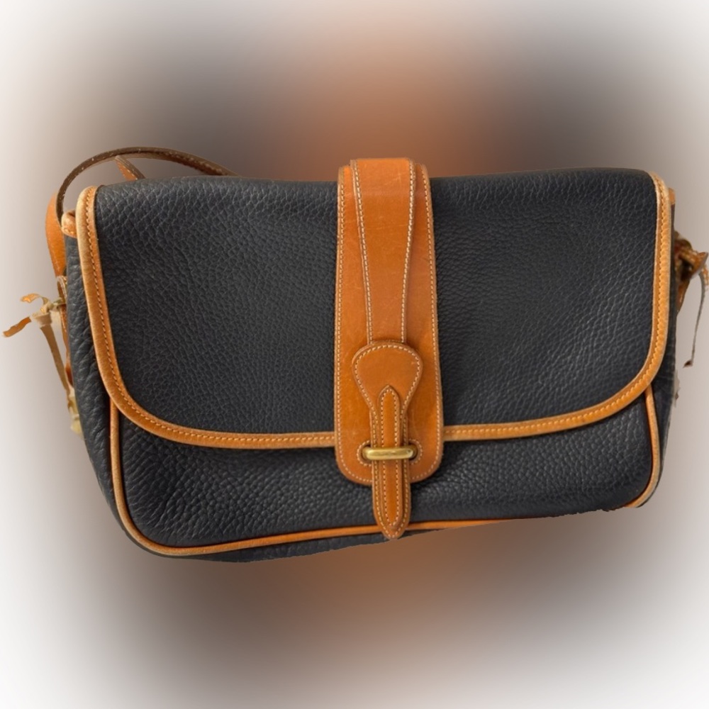 Navy Blue Vintage Dooney & Bourke crossbody Purse